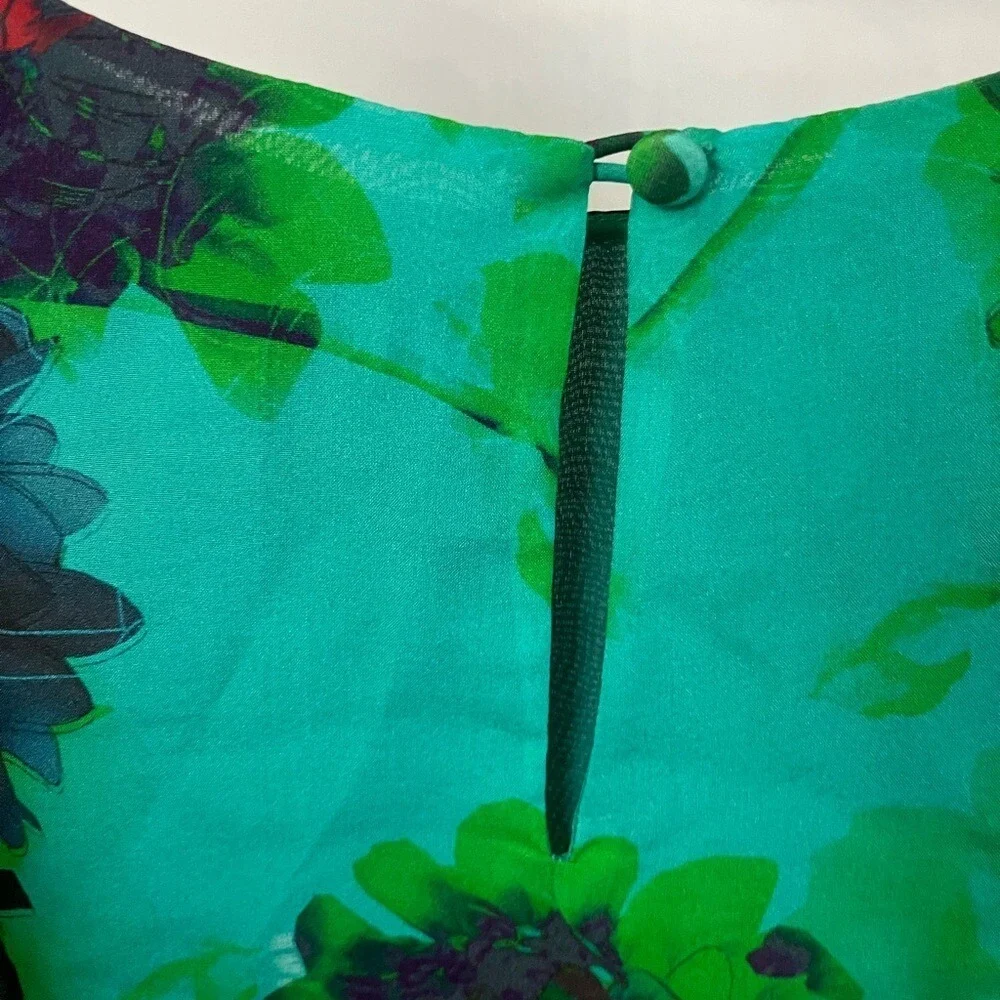J. Crew Women's 100% Silk Watercolor Long Sleeve Multicolor Blouse- Size 0‎